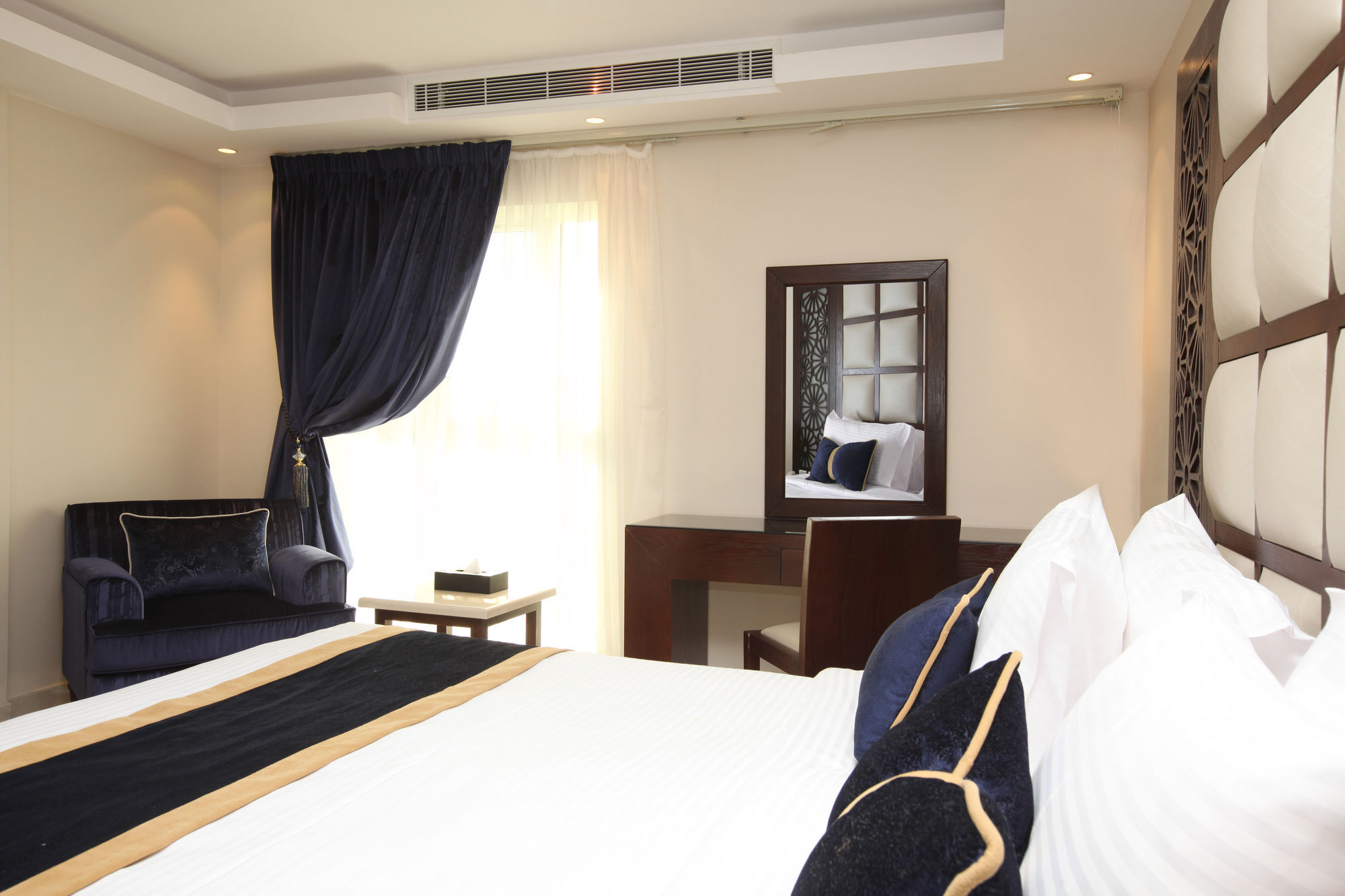 Al Muhaidb Al Olaya Suites Riaad Buitenkant foto