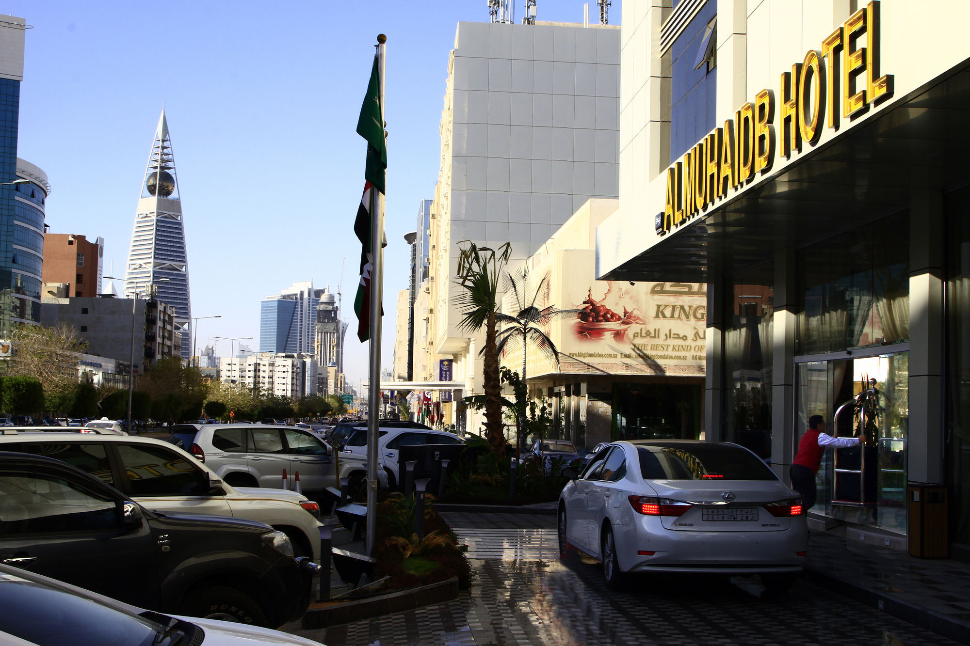 Al Muhaidb Al Olaya Suites Riaad Buitenkant foto