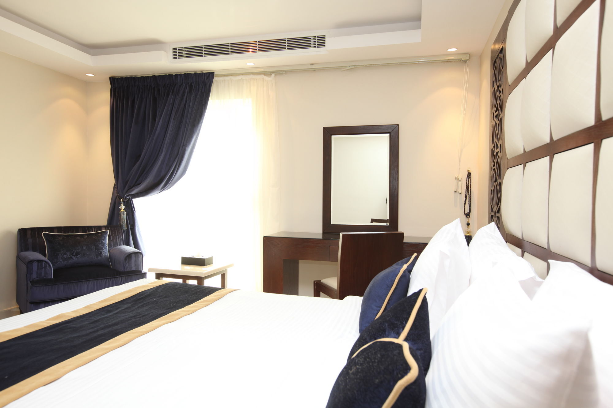 Al Muhaidb Al Olaya Suites Riaad Buitenkant foto